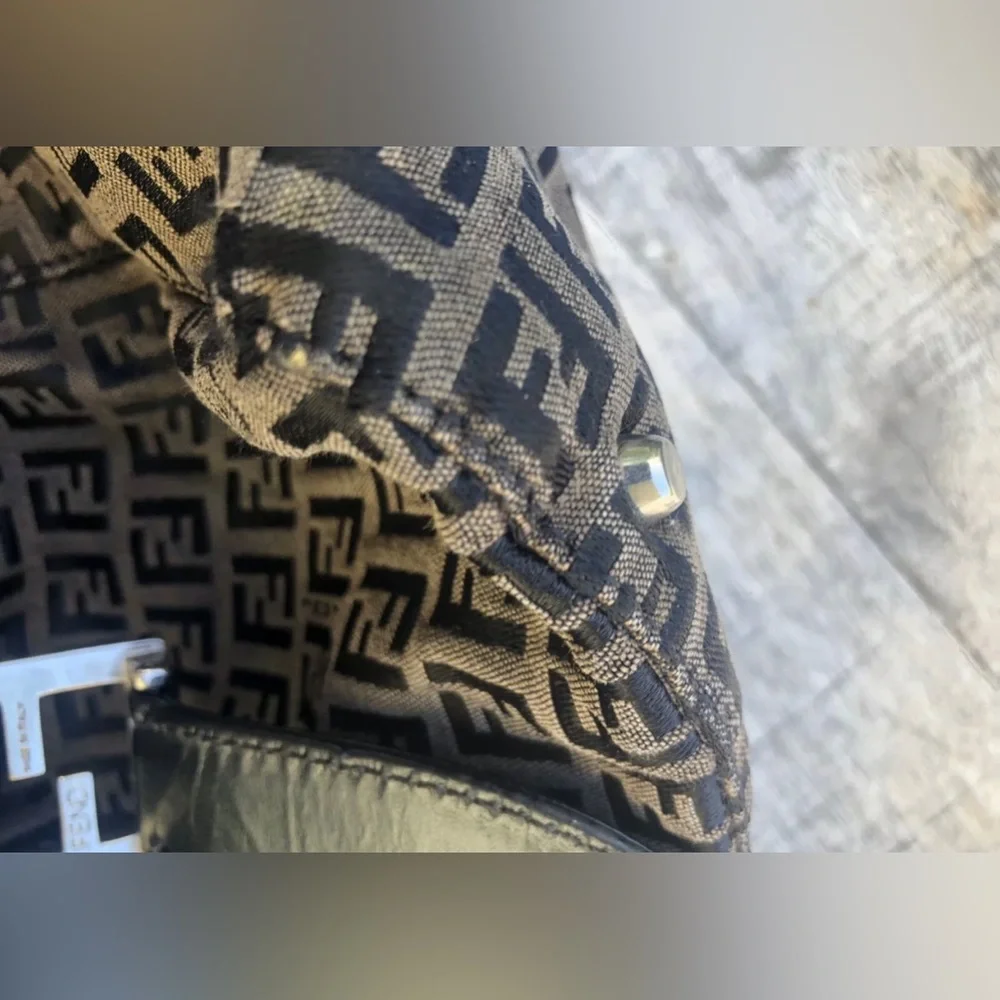 Authentic Fendi Monogram Medium Rare!